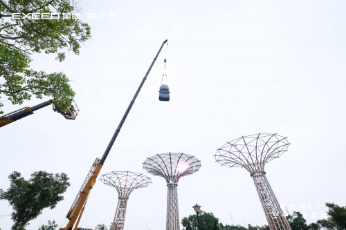 天上掉下个“星纪元ET”！首次挑战空中坠落试验高调秀肌肉